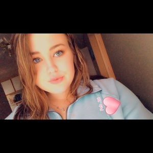 Meet your Posher, Kaitlyn